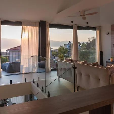 ヴィラ 3s House Krk With Panoramic View And Heated Pool